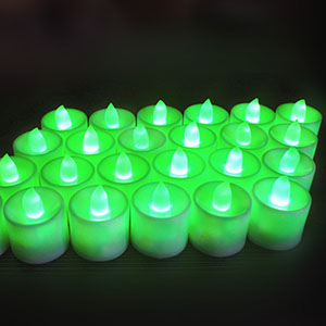 Green lights candle
