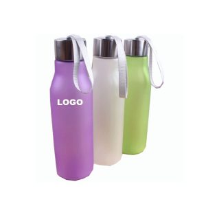 sports bottle with lid